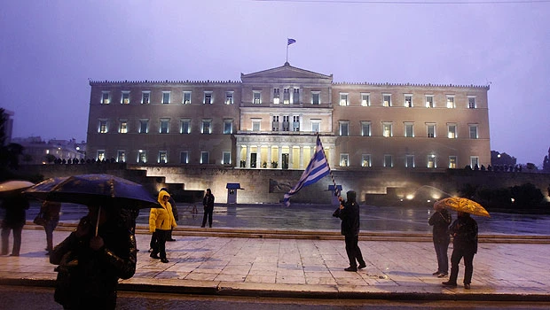 France, Germany want closer control of Greek funds