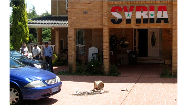 Mob ransacks Syrian embassy in Australia