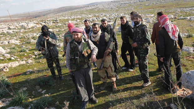 Syrian rebels repel attack on town