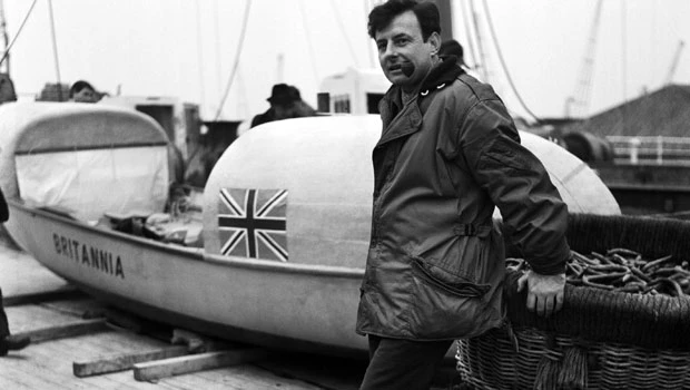 John Fairfax, who crossed oceans in rowboats, dies
