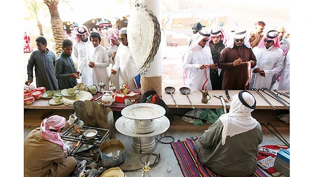 Correlation between culture and political power in focus
