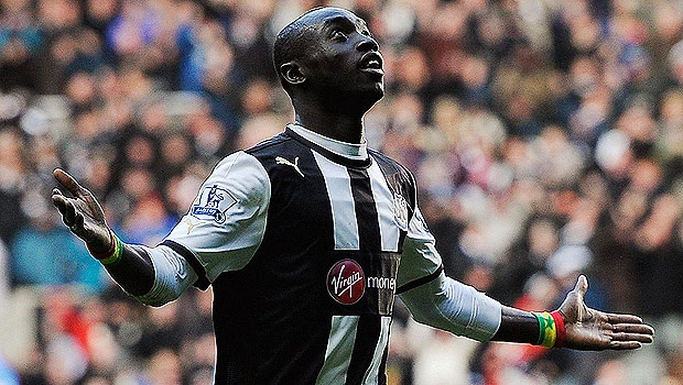 Cisse enjoys dream debut as Newcastle beat Villa