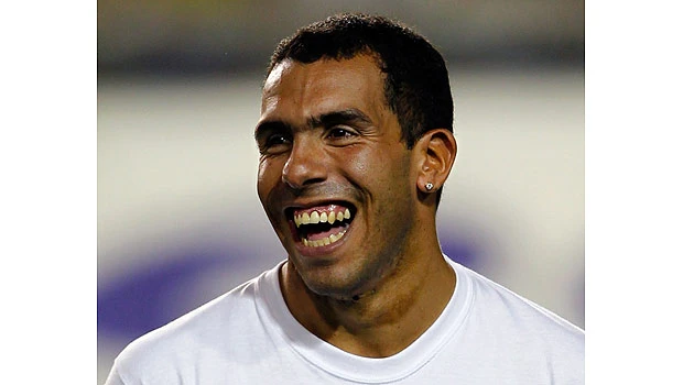 Tevez could still play role for City says Mancini