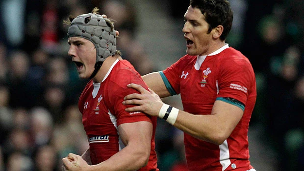 Wales edge out Ireland in Six Nations classic