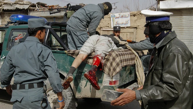 Car bomb kills 7 people in southern Afghan city