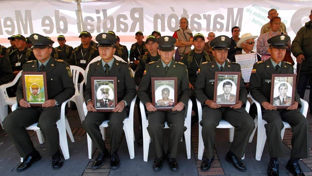Colombia’s FARC announces halt to kidnapping