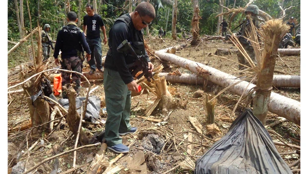 Philippine military kills top terror leaders in airstrike