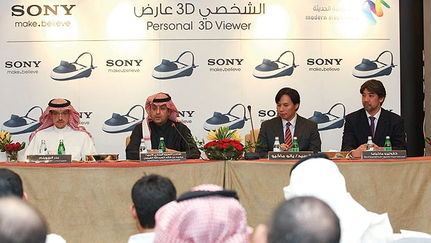Sony brings out ‘Personal 3D Viewer’