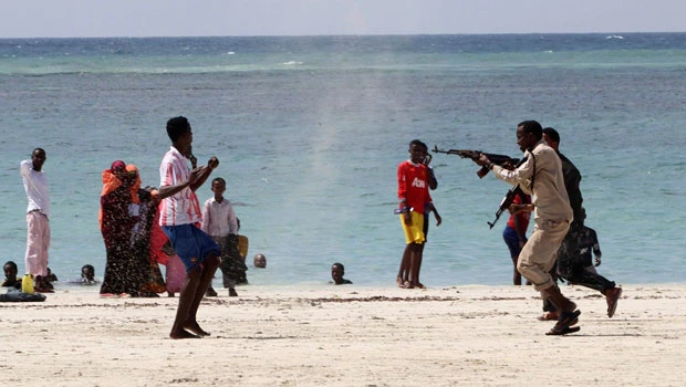 Somali rebels repel AU/govt attack on airstrip near capital