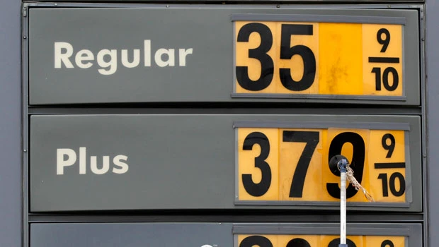 Oil drops as Saudi Arabia seeks to calm markets