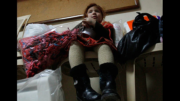 UN aid chief Amos in Syria, heading to Homs