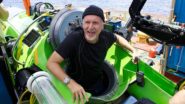 'Titanic' director makes first solo dive to Earth’s deepest point