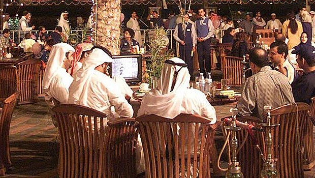 Cafes promote a new culture of dialogue