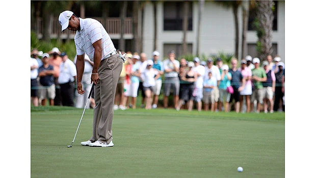 Love in the lead, Tiger struggles