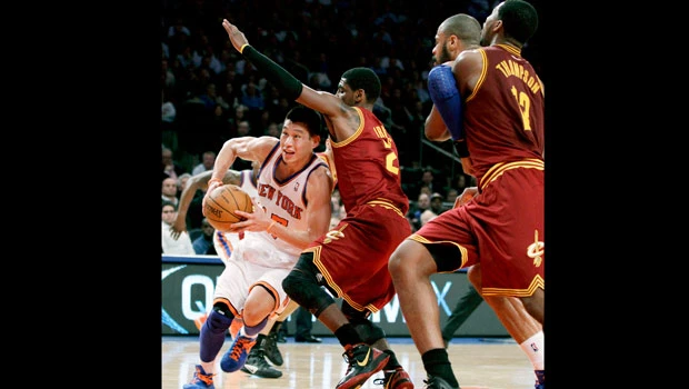 Knicks back to winning ways, beats Cavaliers