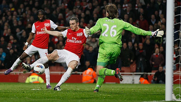 Arsenal beats Newcastle 2-1 with late goal