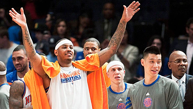 Knicks rout Magic, climb back above .500
