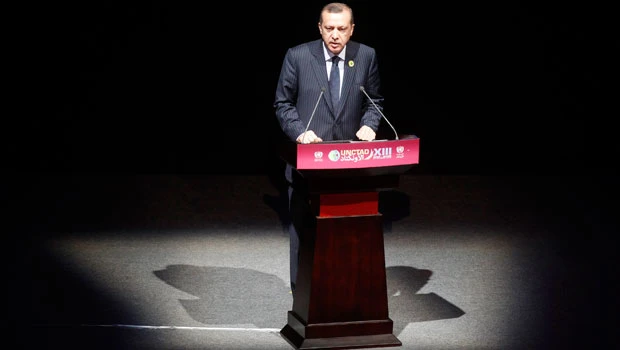Erdogan warns against ‘witch hunt’ in coup inquiries