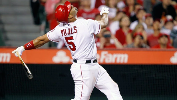 Pujols hitless, but Angels beat Royals in opener