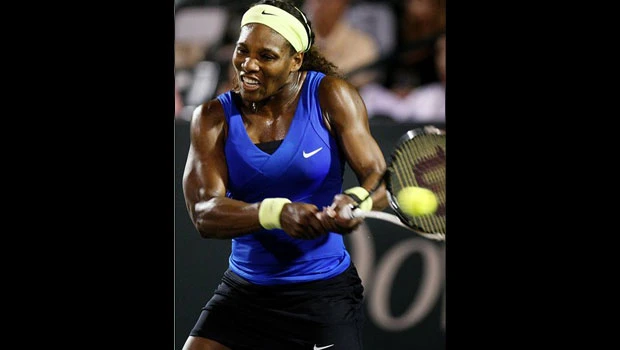 Stosur, Serena sweep into last 16 of Family Circle Cup
