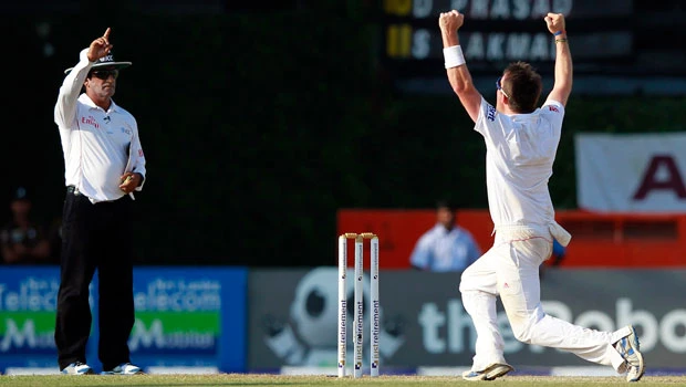 Jayawardene saves day for Lanka