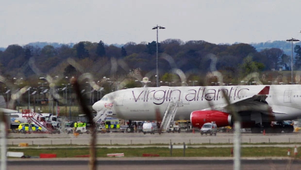15 hurt in Virgin Atlantic emergency landing in UK