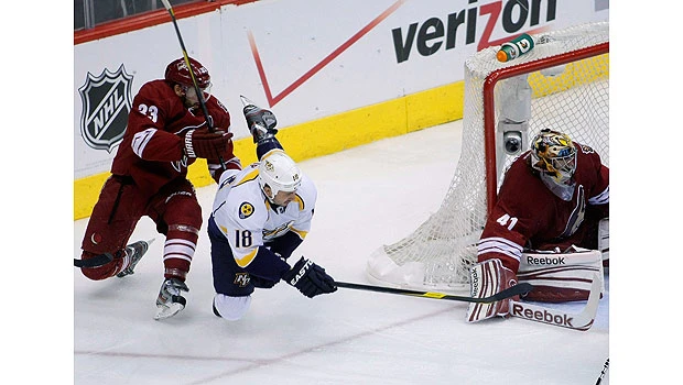 Coyotes pull out 4-3 overtime win over Predators