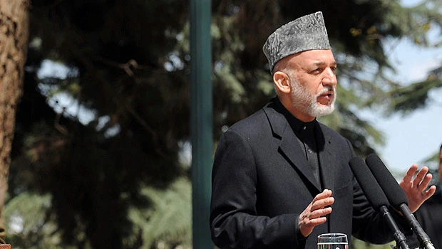 Afghanistan’s Karzai considers early presidential polls