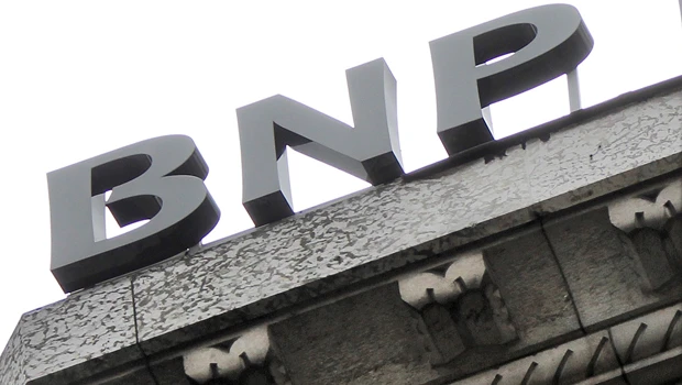 Rebound aids BNP and RBS slimming plans