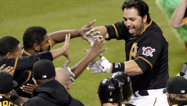 Barajas homer in ninth gives Pirates 5-4 victory