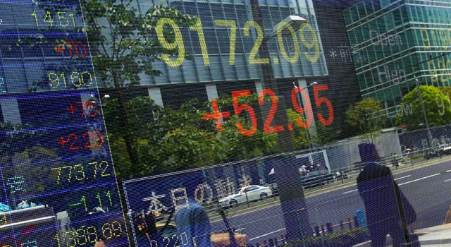 Euro, stocks, oil slump as Greek crisis deepens