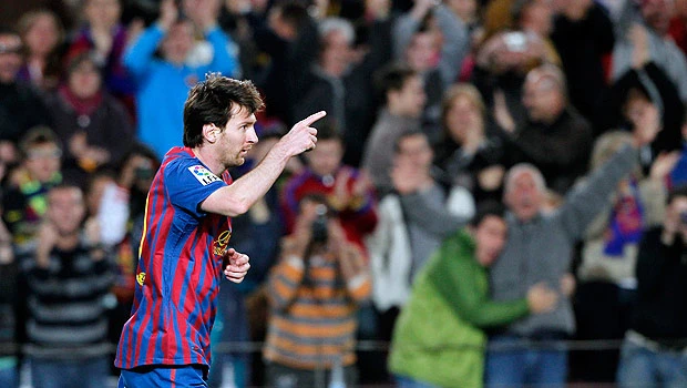 Messi breaks Mueller record with 68th goal