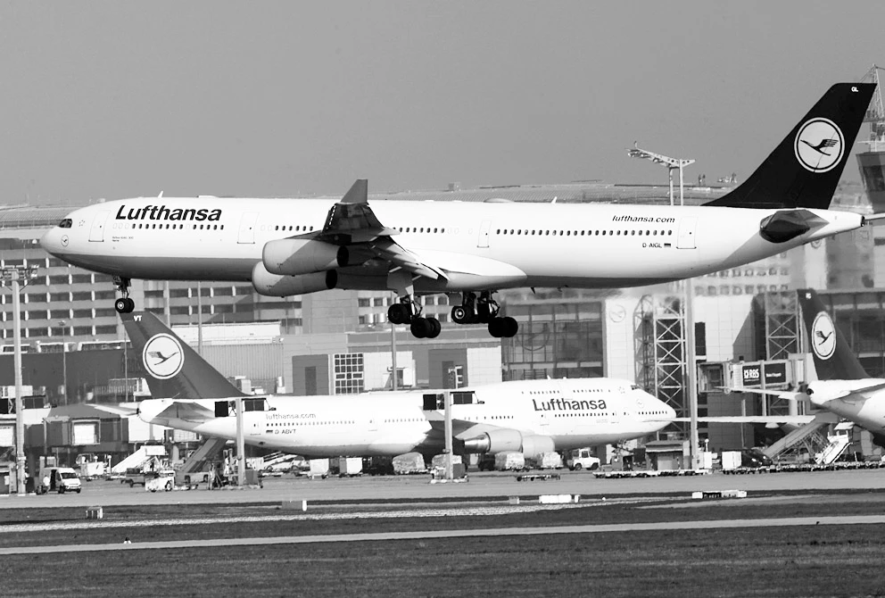 Lufthansa to cut 3,500 jobs