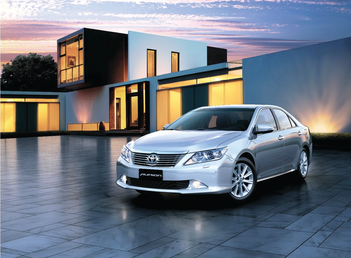 Restyled 2012 Aurion hits Saudi showrooms