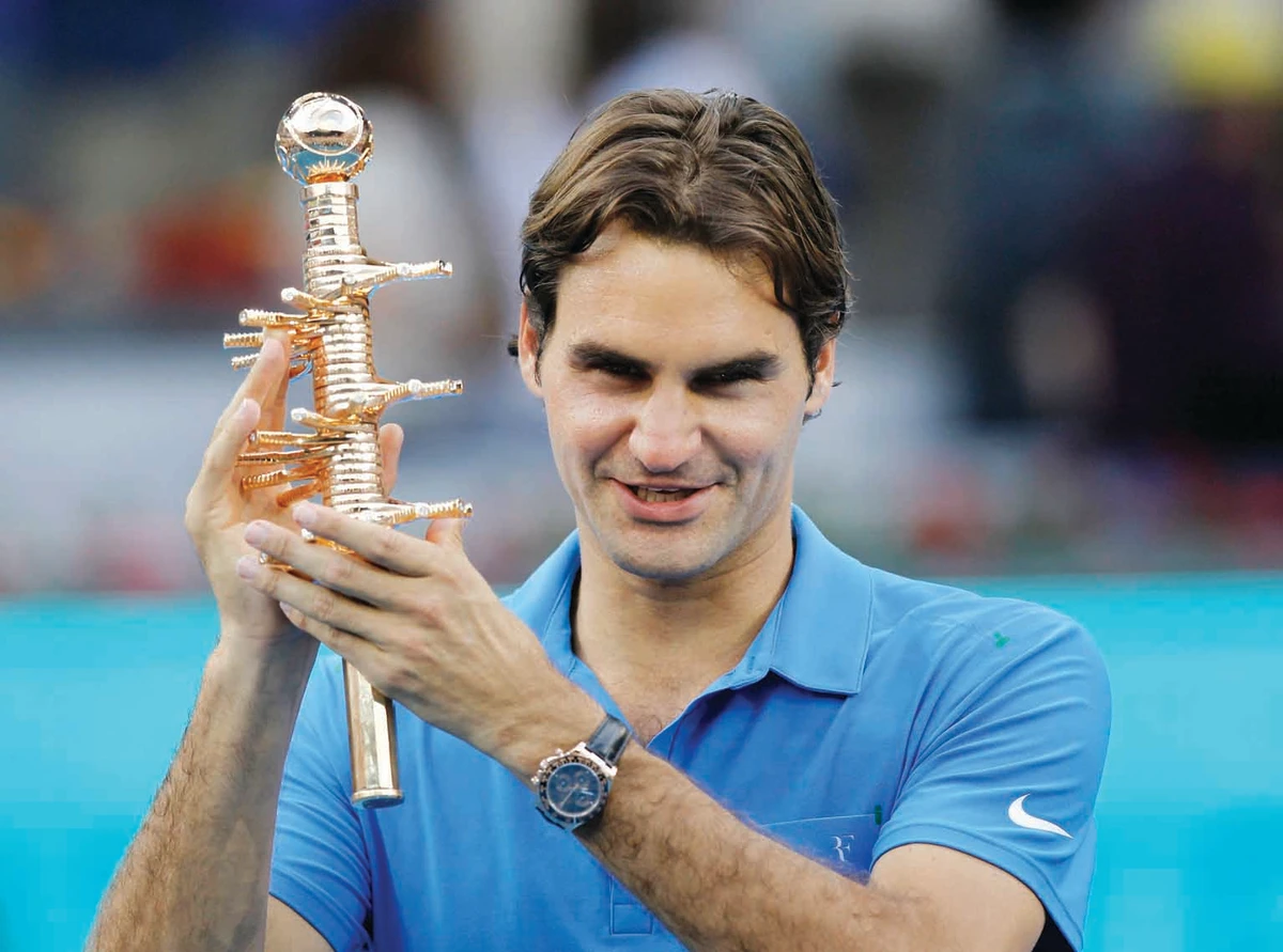 Federer beats Berdych to match Nadal Masters record
