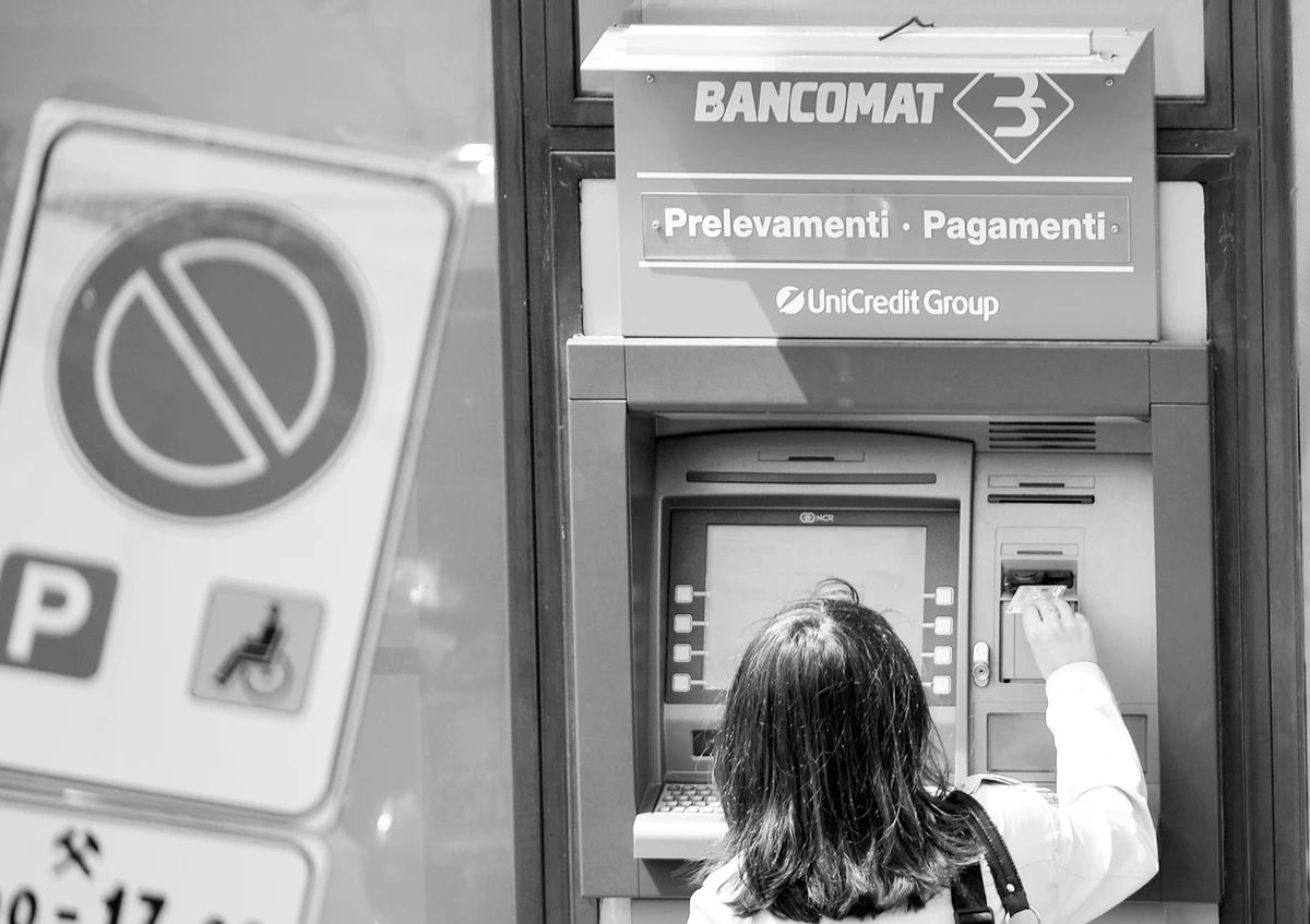 Bank downgrades could rock forex players’ world