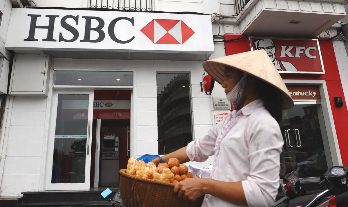 HSBC doubles turnaround target to $ 2 billion