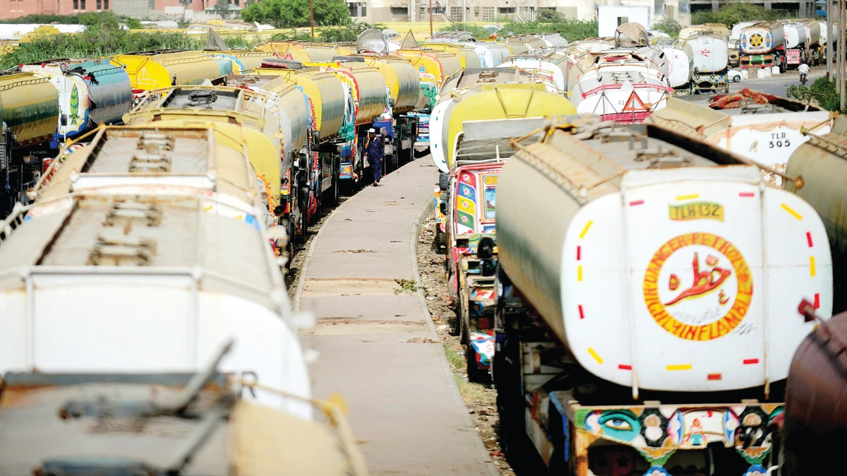 Pakistan seeks NATO transit fee