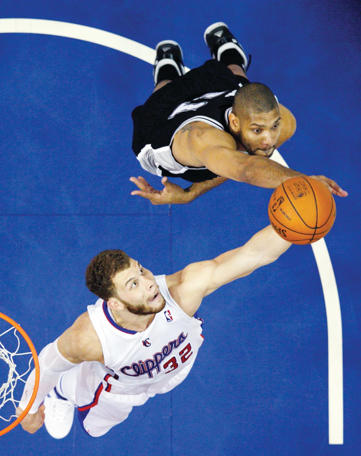 Spurs sweep Clippers, advance to West finals