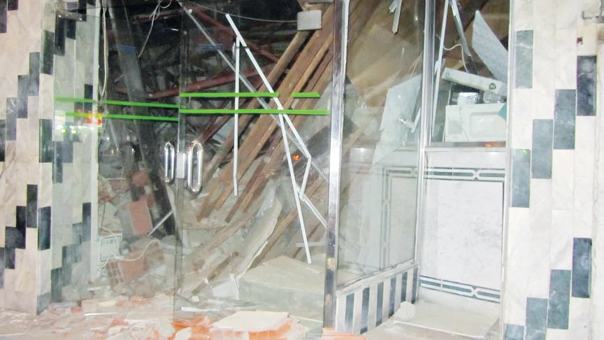 Six Asian workers injured in roof collapse