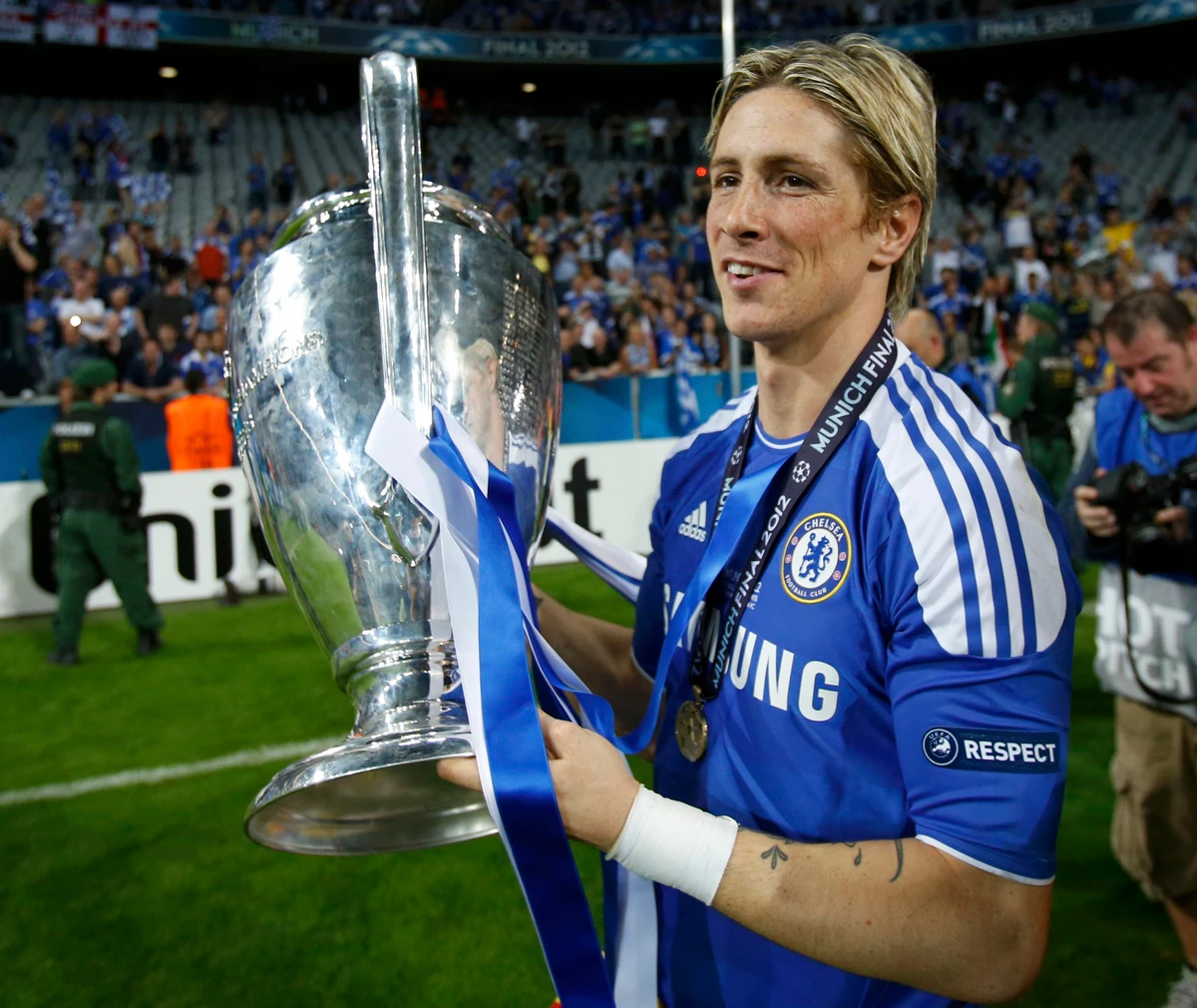 Torres excited by future after Chelsea talks