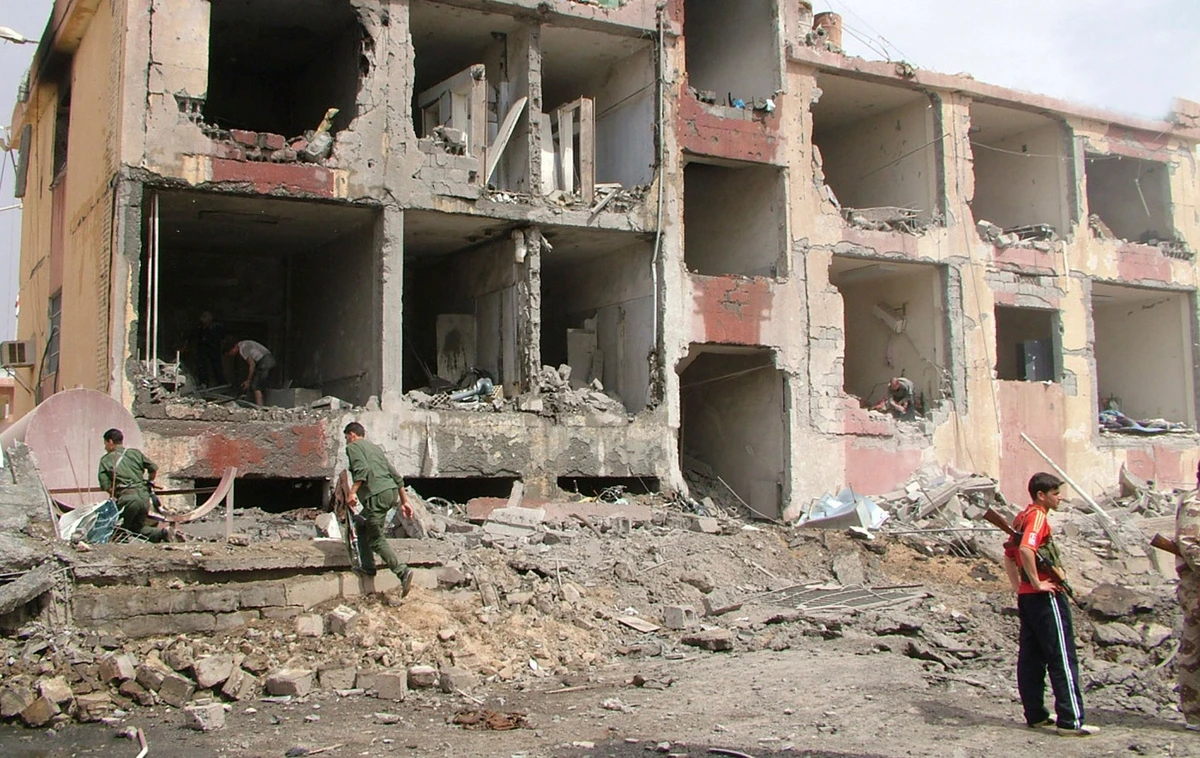 Syria bomb kills 9, Damascus blames foreign plot