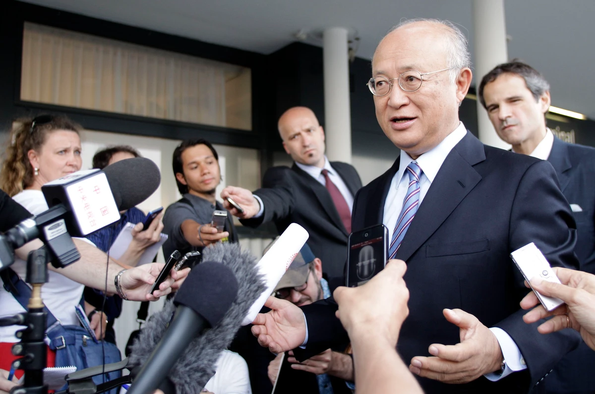 Iran wants world to respect rights in nuclear talks