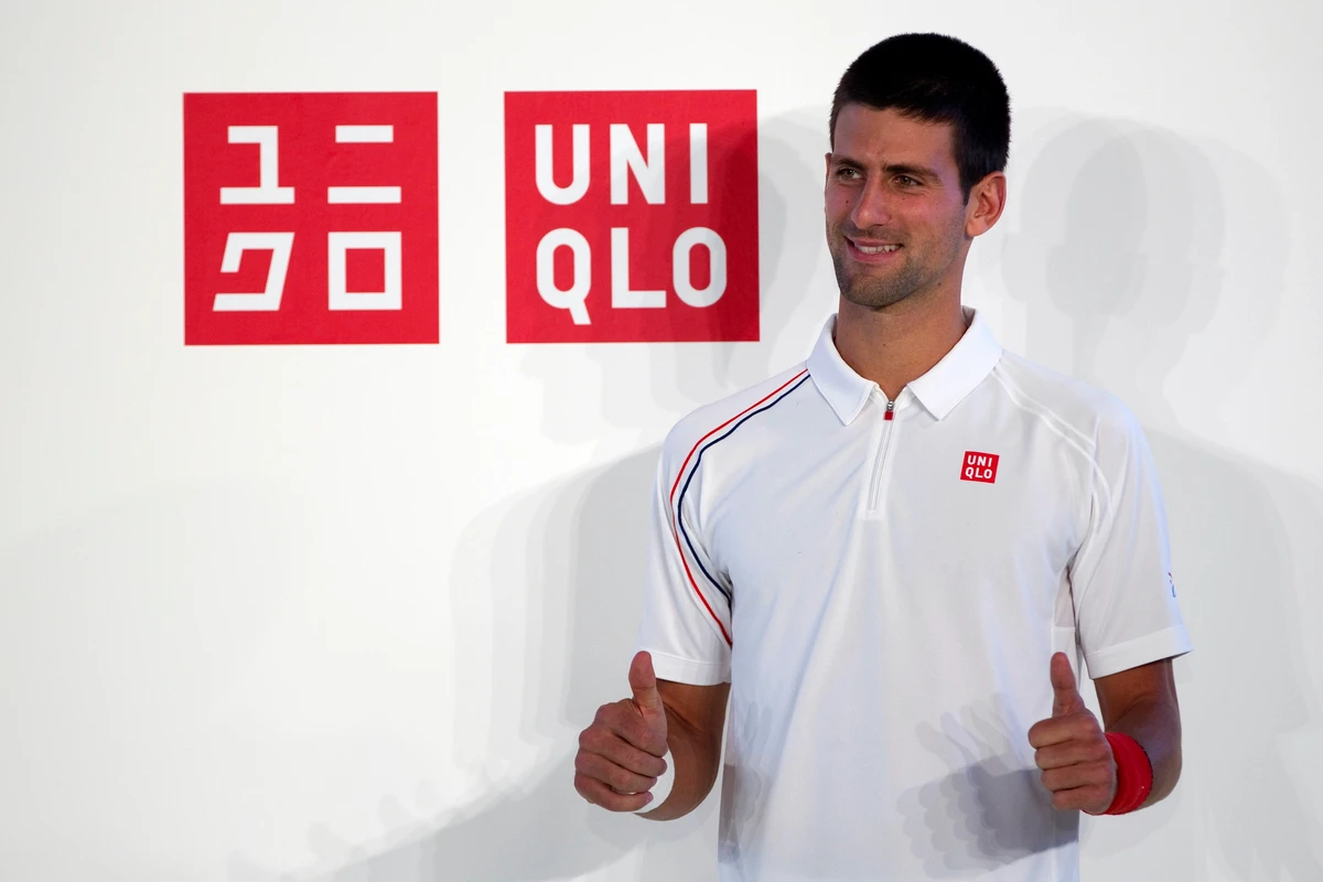 Uniqlo signs Djokovic, looks to expand abroad