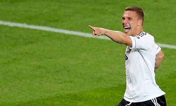 Powerful Germany ease through with perfect record