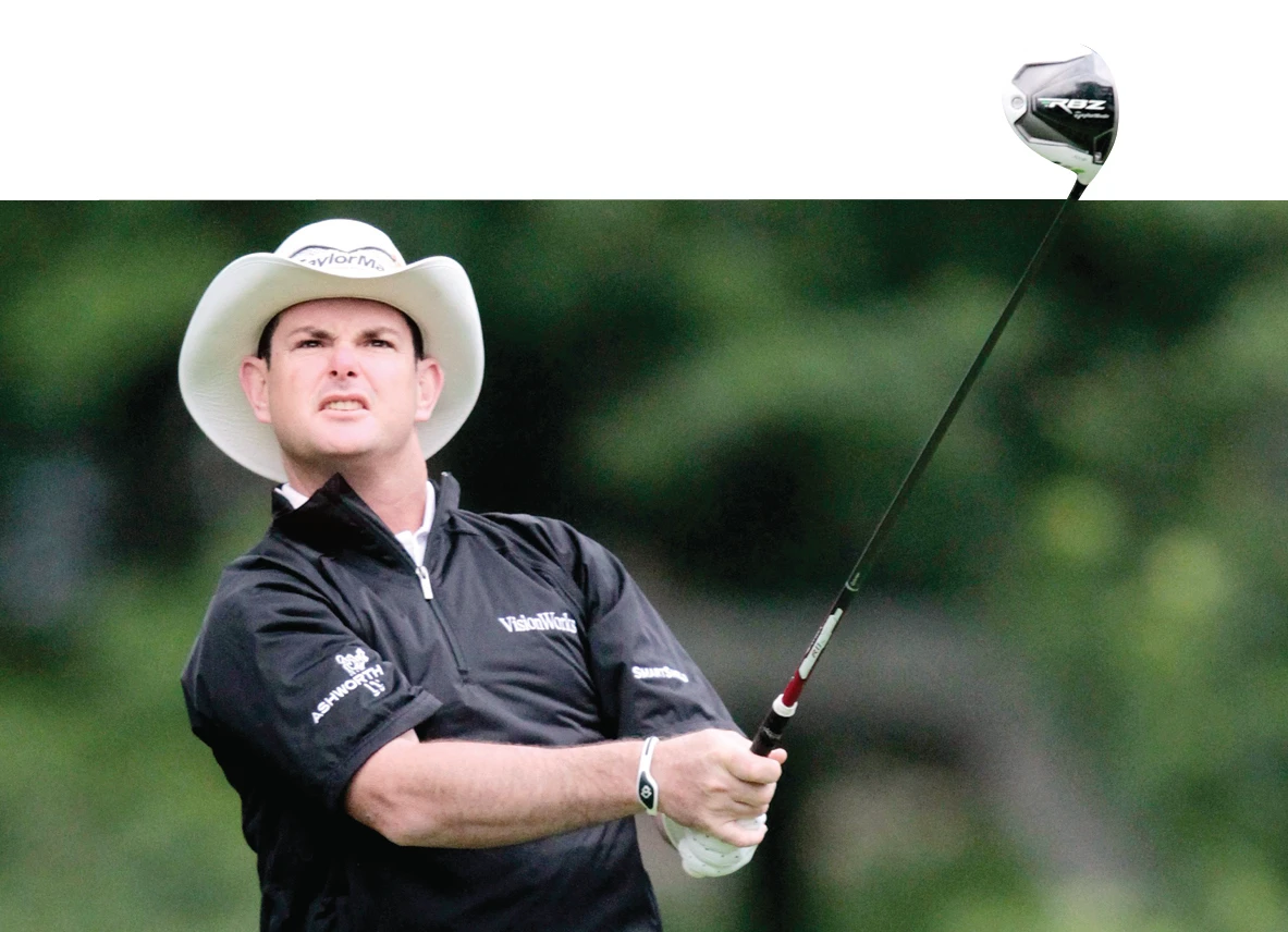 Sabbatini leads Memorial as Tiger lurks