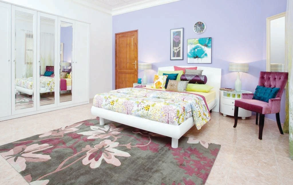 Home Center ‘room makeover’ contest sets new trend