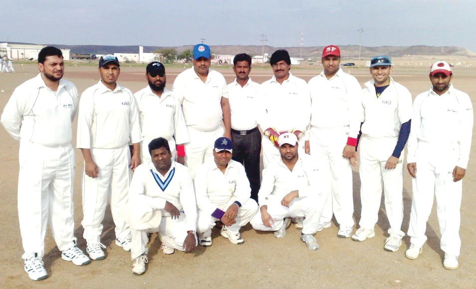 Deccan Knights to clash with Kanoo Travel in final