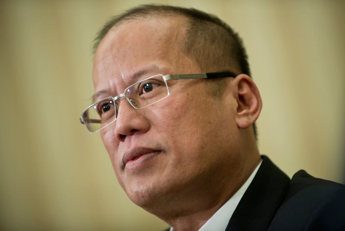 Philippines Central Bank holds rates steady, exports mixed