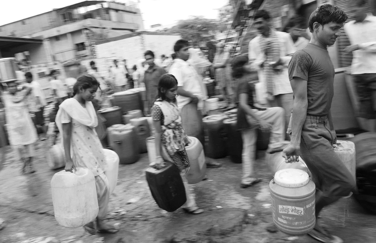 Delhi in water crisis after supplies cut